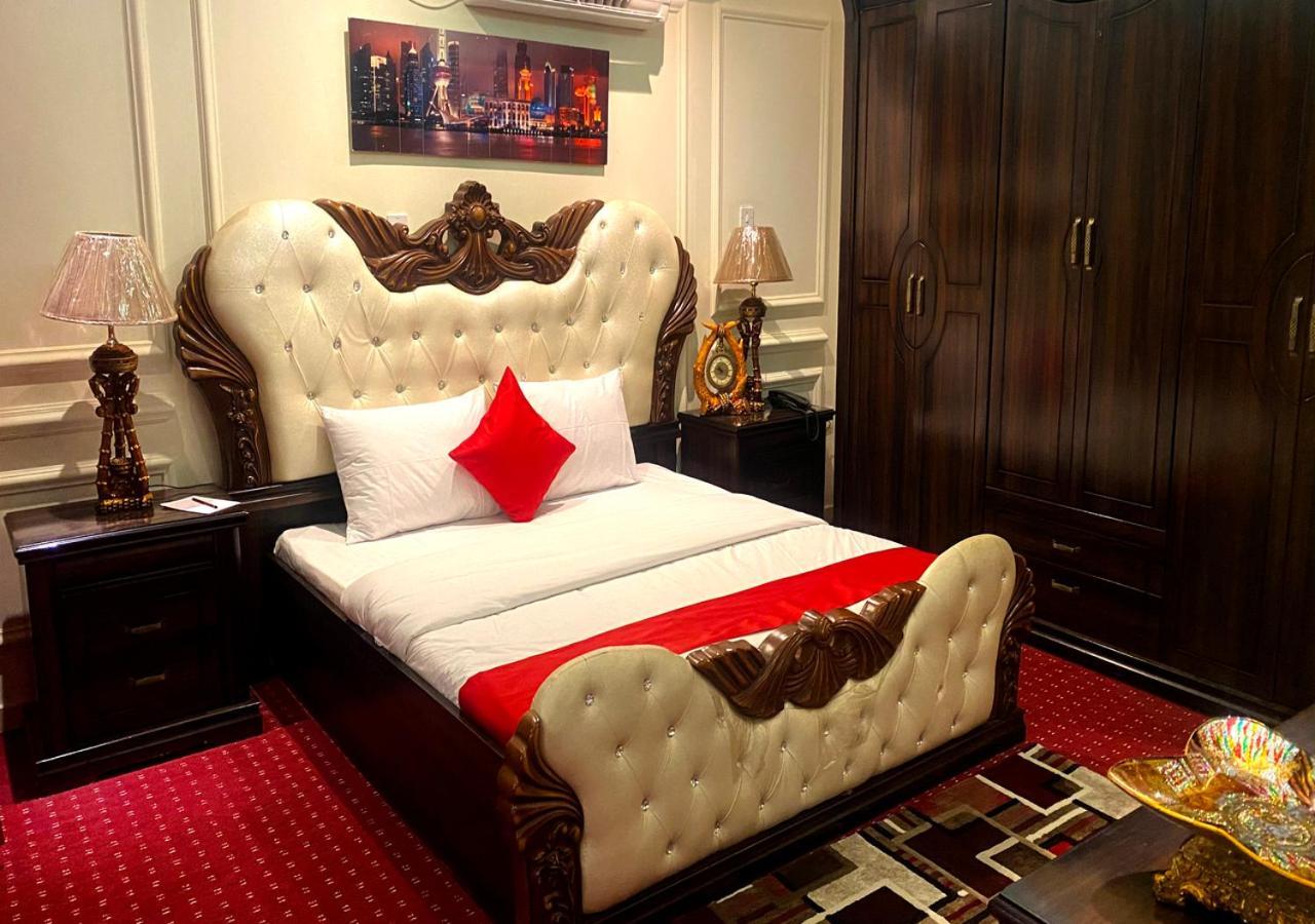Majestic Hotel ドーハ エクステリア 写真