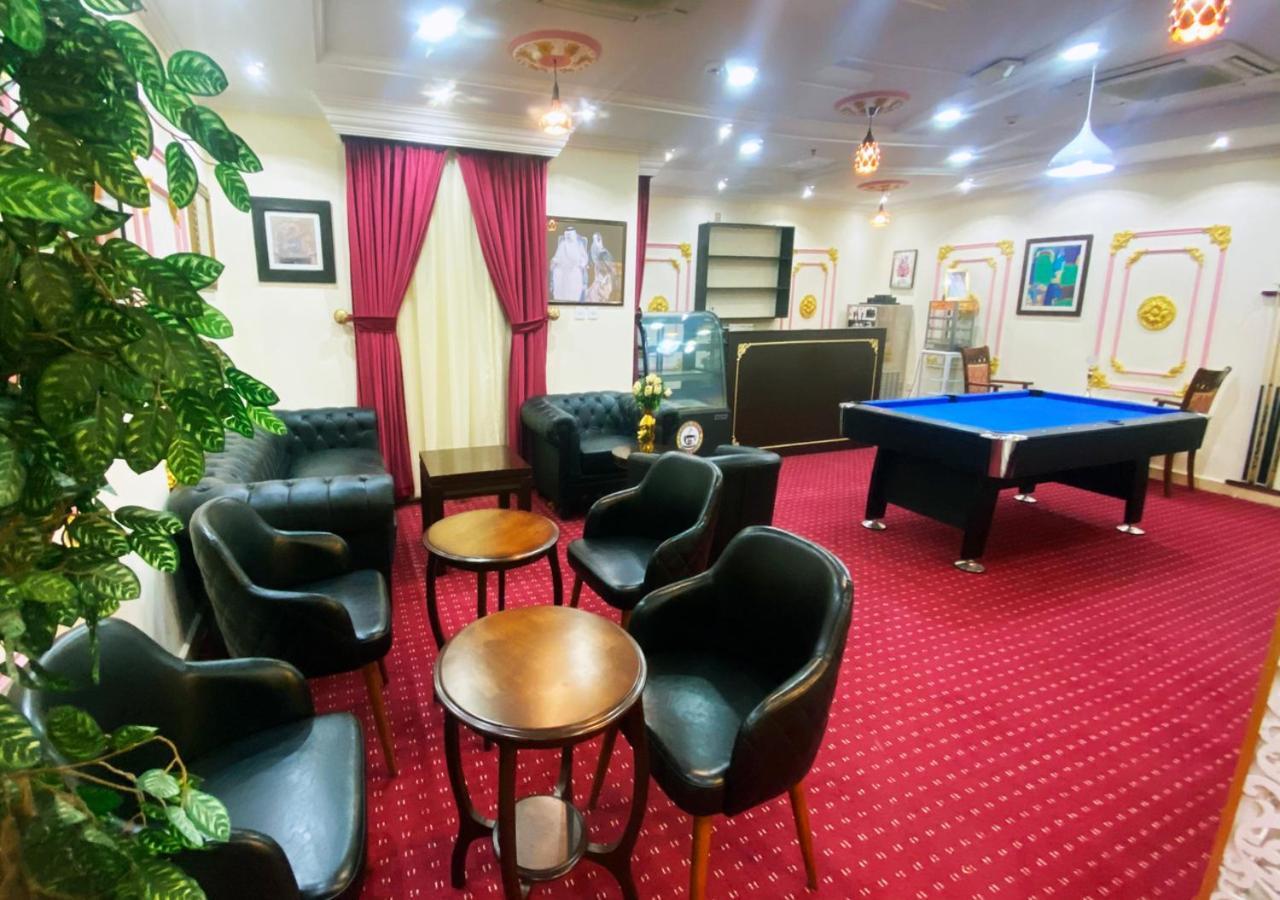 Majestic Hotel ドーハ エクステリア 写真